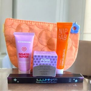 4Pcs Facial Bundle With Beauty Bag